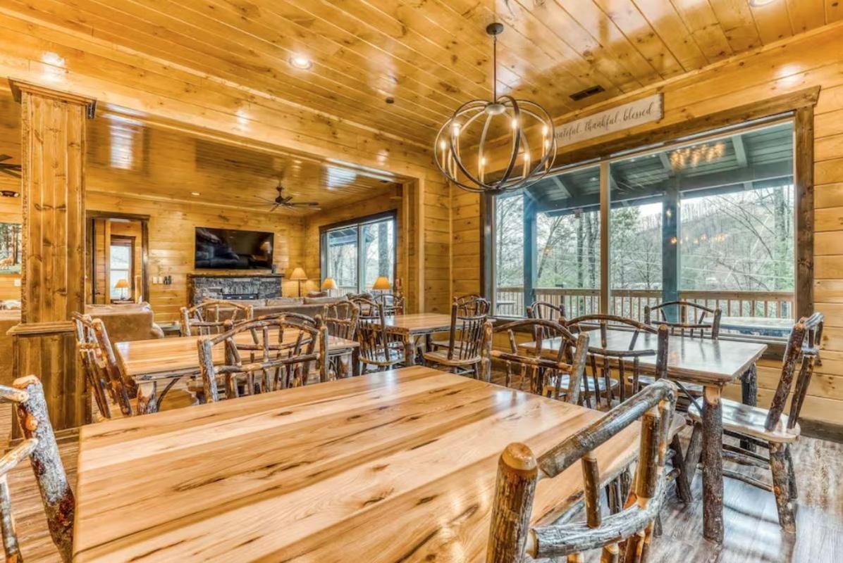The Great Dogwood Manor By Stony Brook Cabins Gatlinburg Exterior foto
