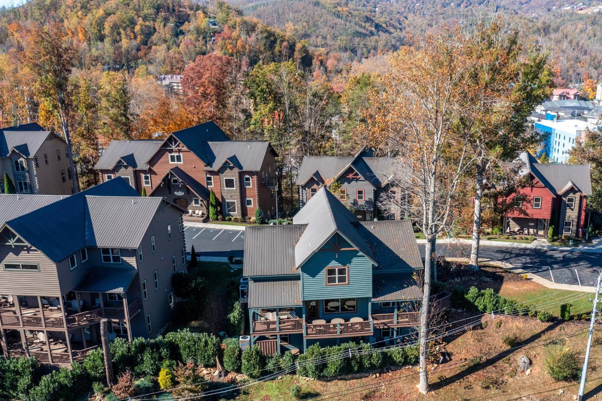 The Great Dogwood Manor By Stony Brook Cabins Gatlinburg Exterior foto