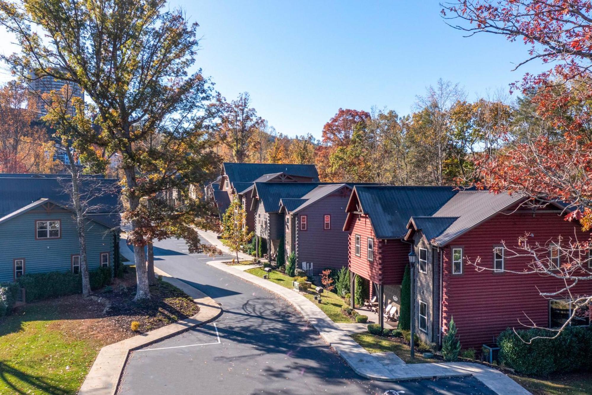 The Great Dogwood Manor By Stony Brook Cabins Gatlinburg Exterior foto