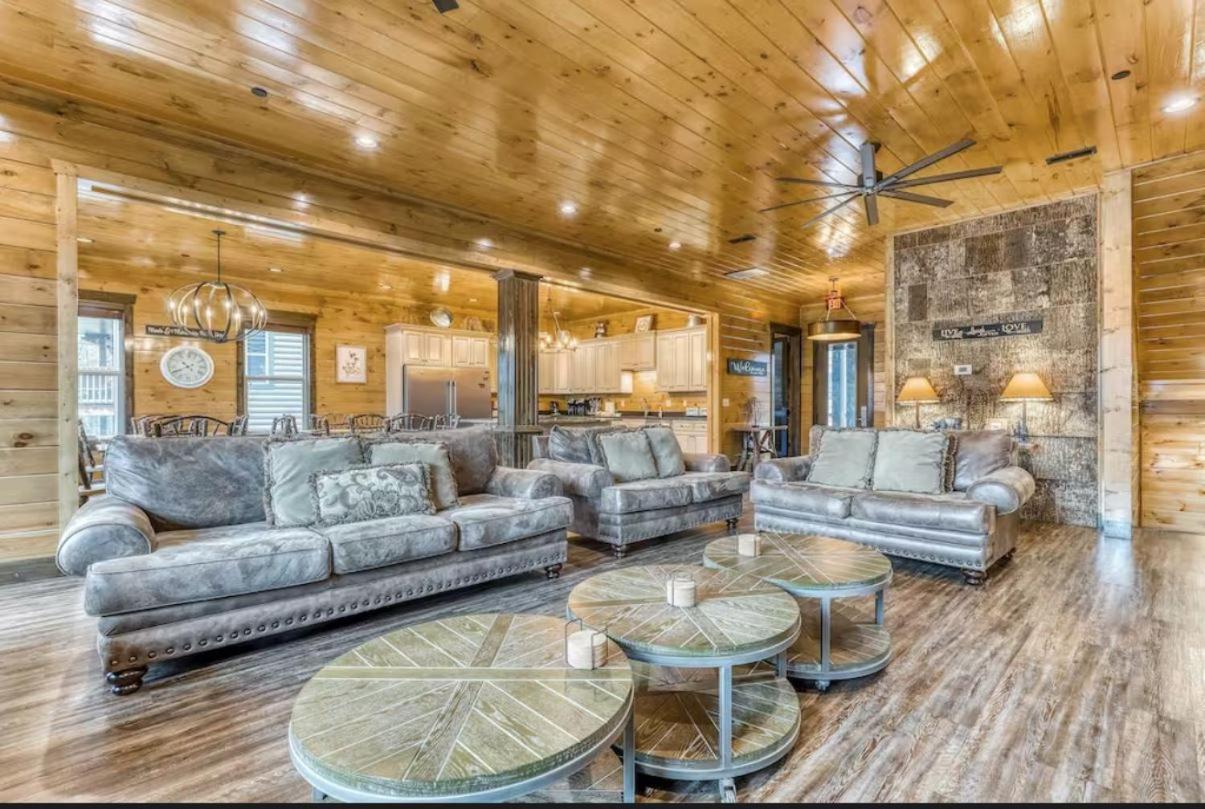 The Great Dogwood Manor By Stony Brook Cabins Gatlinburg Exterior foto